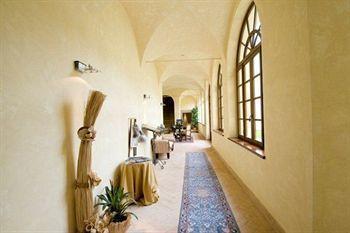 San Pietro Sopra Le Acque & Resort 4*